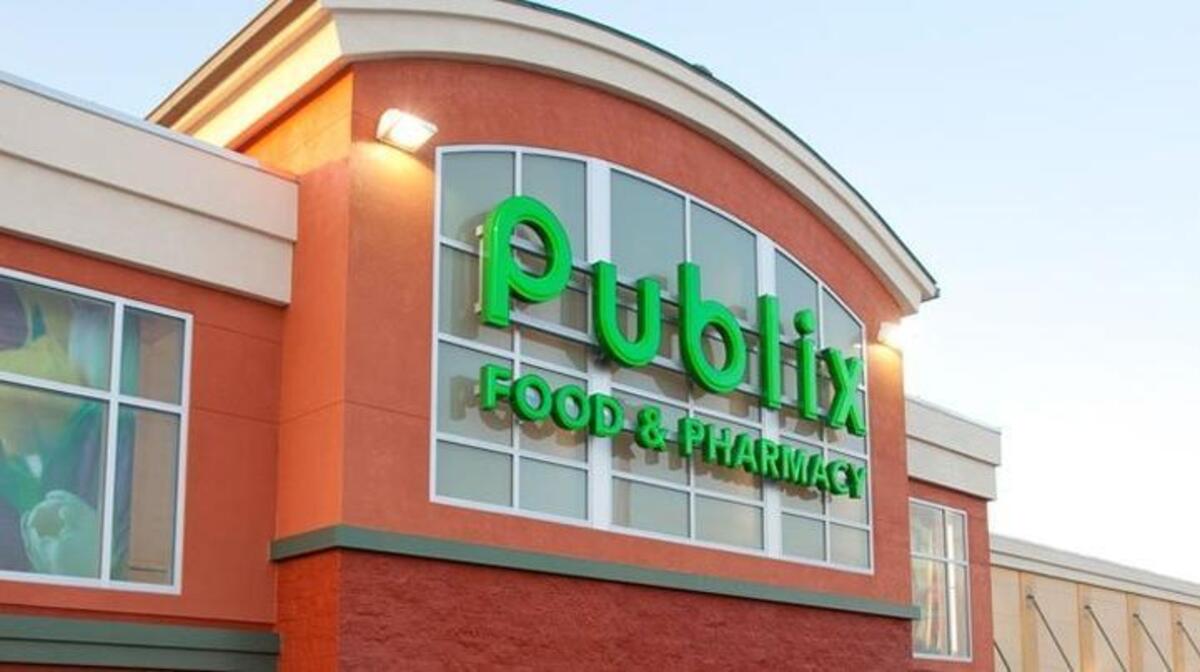 Publix has purchased two shopping plazas in Miami-Dade where their supermarkets were the anchor stores.